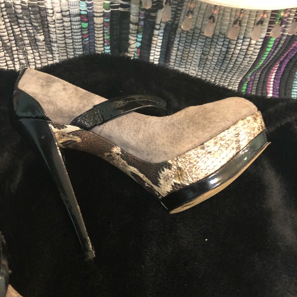 Jessica Simpson Snakeskin Stiletto Heels! - Picture 3 of 8